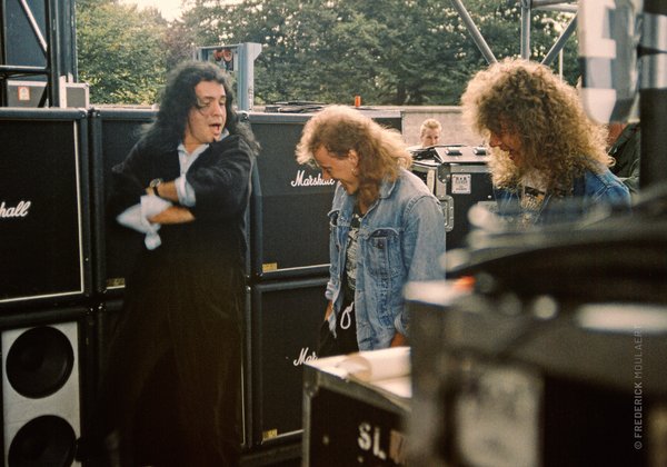 Gene Simmons (Kiss) dancing polka for Kai and Ingo