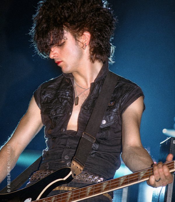 Simon Gallup - The Cure - June 1982