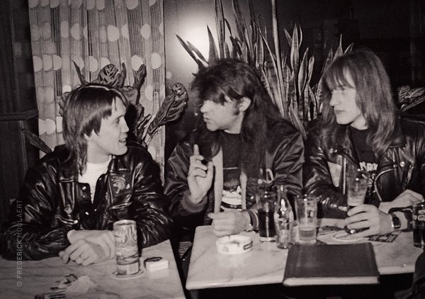 Nicko Mc Brain, Chris Glen (MSG) and me - pretending everything's normal