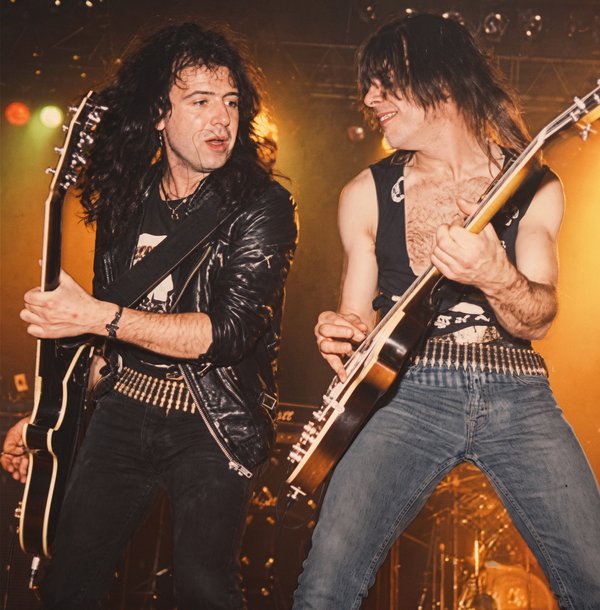 Motörhead's Phil Campbell & Wurzel on stage 1987