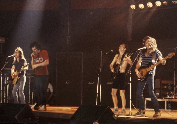AC/DC - Back In Black Tour - Brussels - Jan. 1981