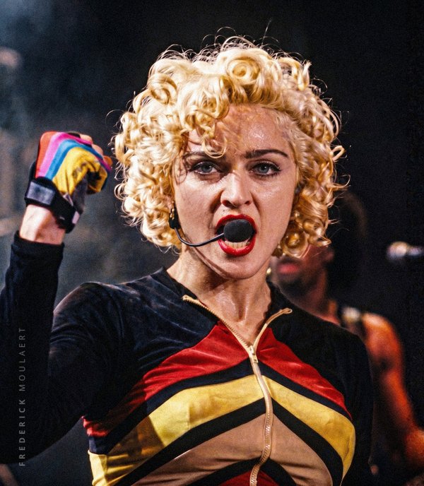 Madonna - Blond Ambition World Tour 1990