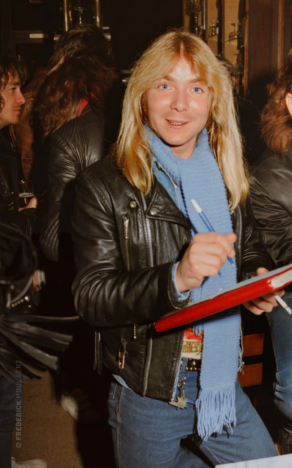 Dave Murray filling up my Rock Questionnaire