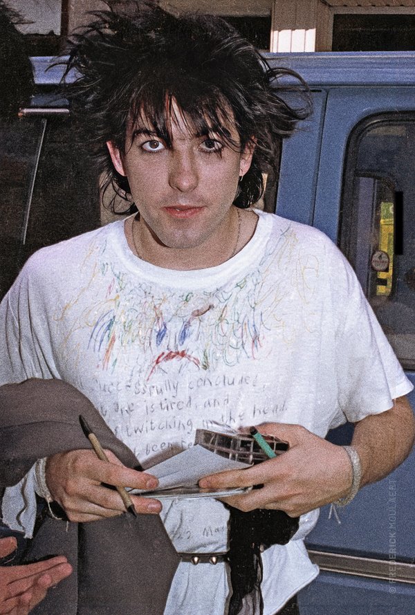 Robert Smith - The Cure - Brussels 1982