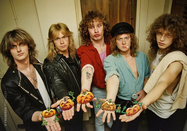 Michael Weikath, Michael Kiske, Markus Grosskopf, Kai Hansen & Ingo Schwichtenberg - Hammersmith Odeon - May 1987