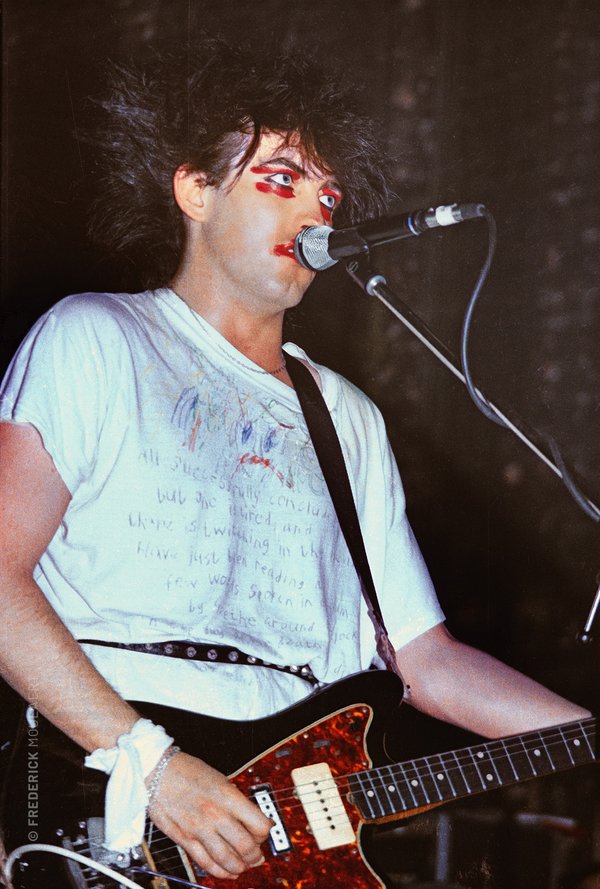 Robert Smith - The Cure - Brussels 1982