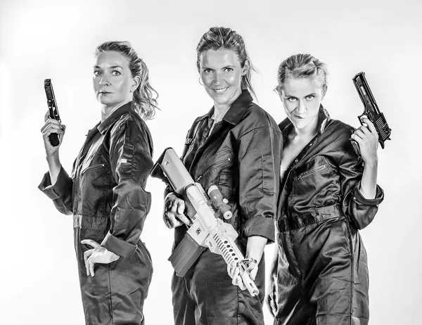 Ennemies Potiches (Amandine, Bérénice et Nathalie)