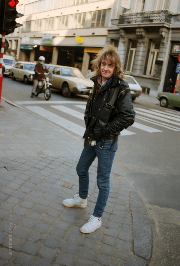Adrian Smith in Brussels - Outside Ramada Hotel  in Brussels - World Piece Tour 1983