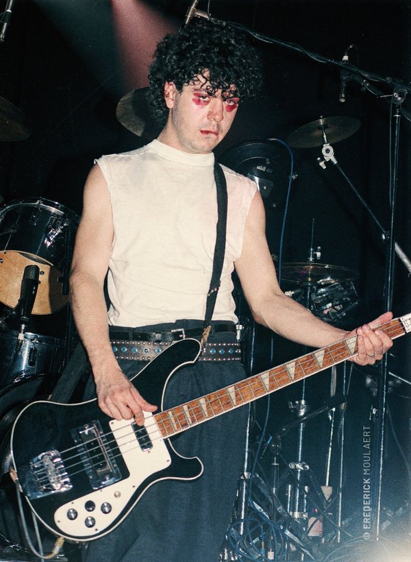 Lol Tolhurst (on bass) - The Cure - June 1982
