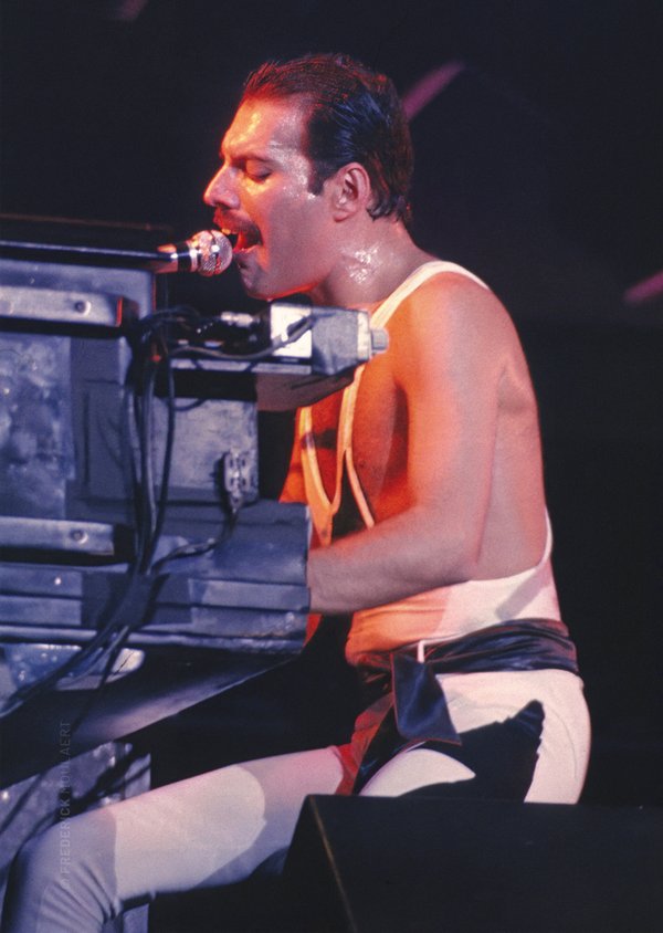 Freddie Mercury - The Works Tour - Brussels 1984