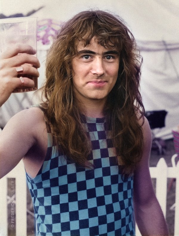Steve Harris backstage at the Reading Festival - Aug. 1982