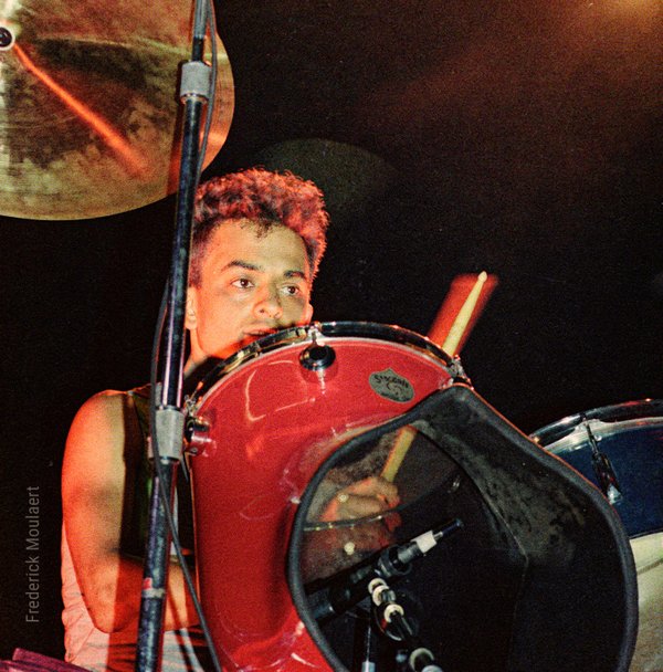 Bowowow – Dave Barbarossa – Drums