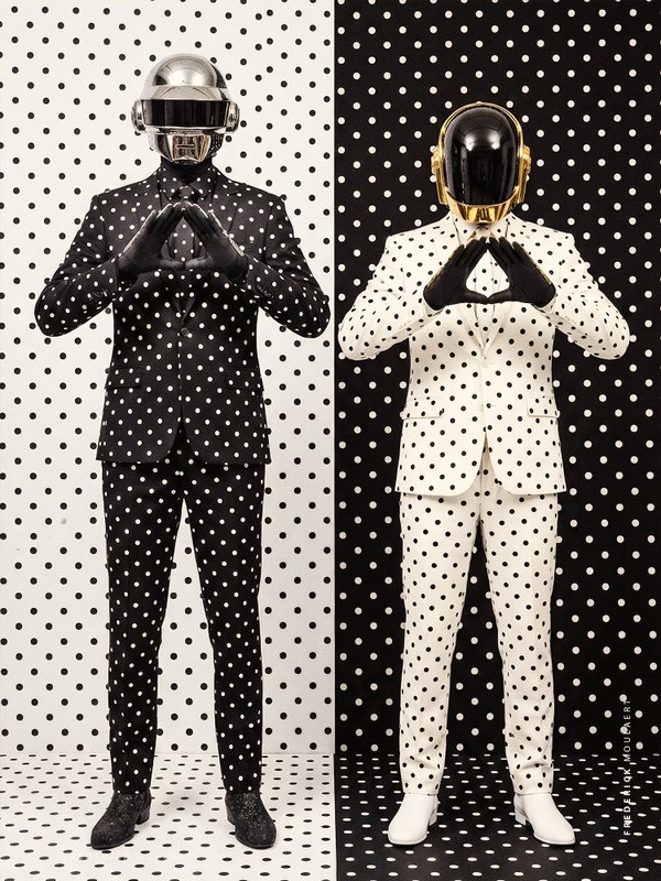 What if Daft Punk were really "Angine de Poitrine"