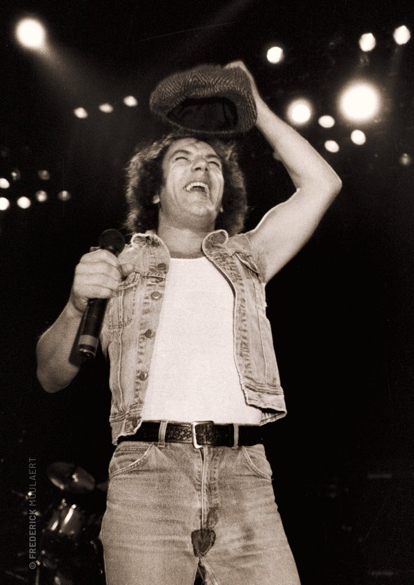 Brian Johnson - "Fly On The Wall Tour" 1986 Brussels