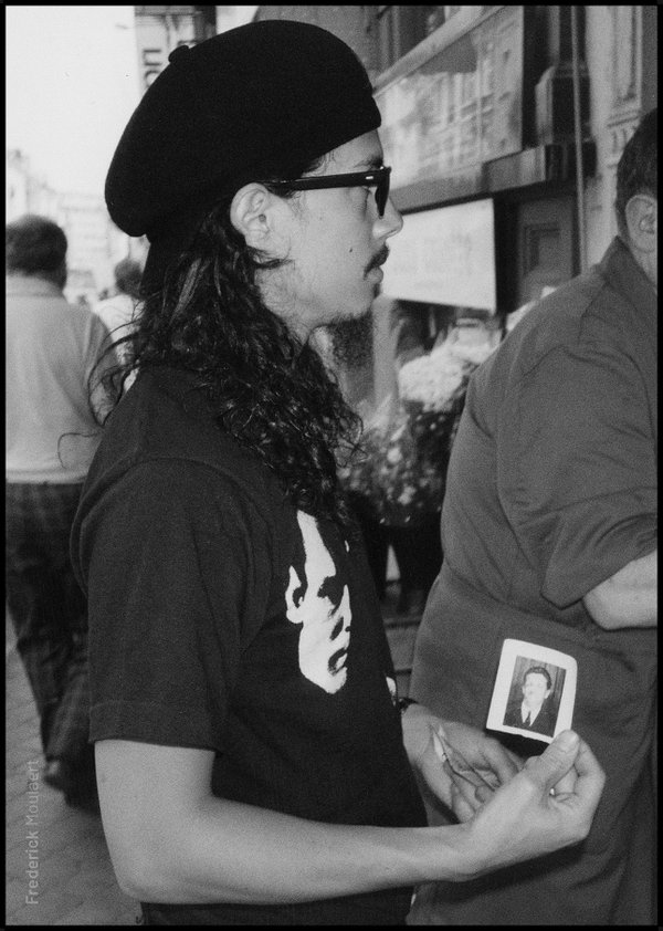Kirk around the Flea Market in Brussels (August 1993)