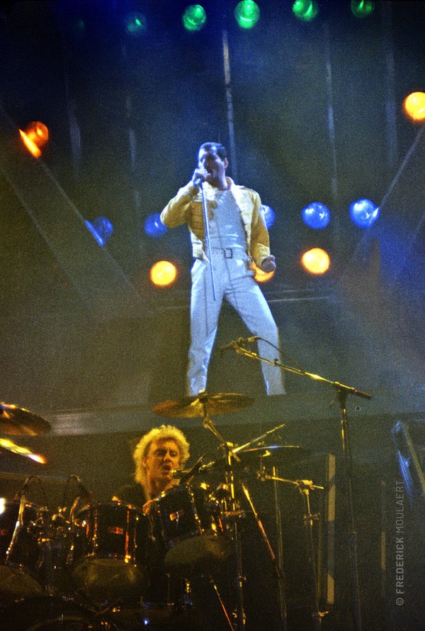 Freddie Mercury & Roger Taylor - Magic Tour - Brussels 1986