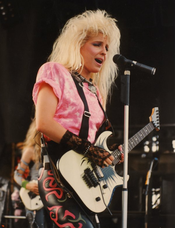 Vixen (USA) Janet Gardner in 1987