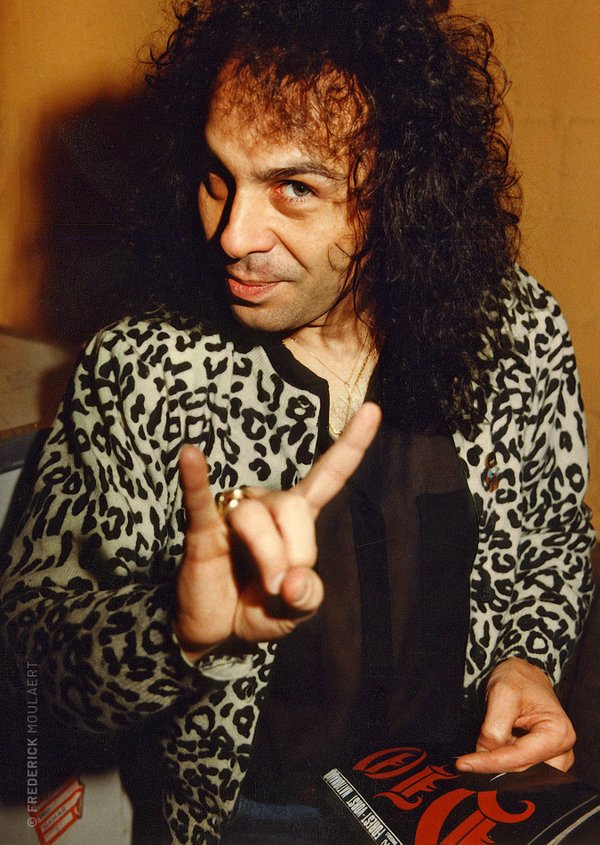 Ronnie James Dio backstage Brussels - 1983