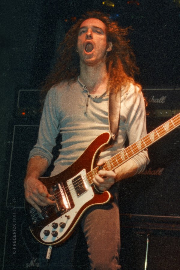 Cliff Burton opening for Venom (7 Dates Of Hell 1984)