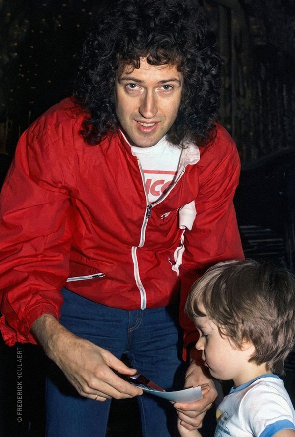 Brian May & son in Brussels - April 1982