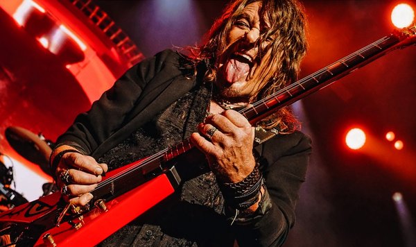 Kai Hansen’s KH-40T Signature Guitar