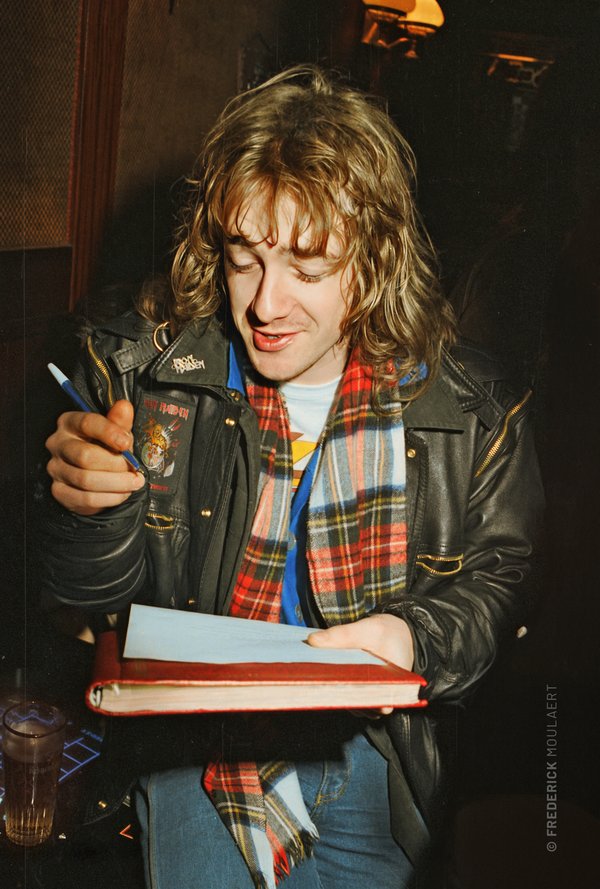 Adrian Smith filling up my Rock Questionnaire (that I can't find right now)