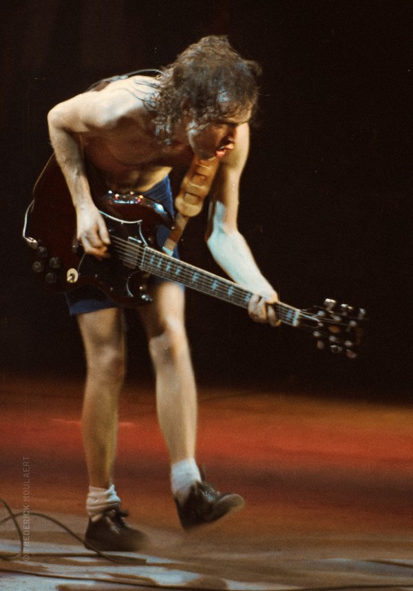 Angus Young - AC/DC - For Those About To Rock Tour - Brussels - Dec. 1982
