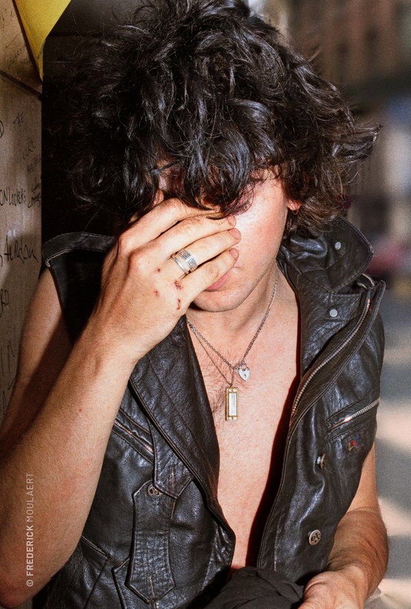 Simon Gallup - The Cure - Brussels, June 1982