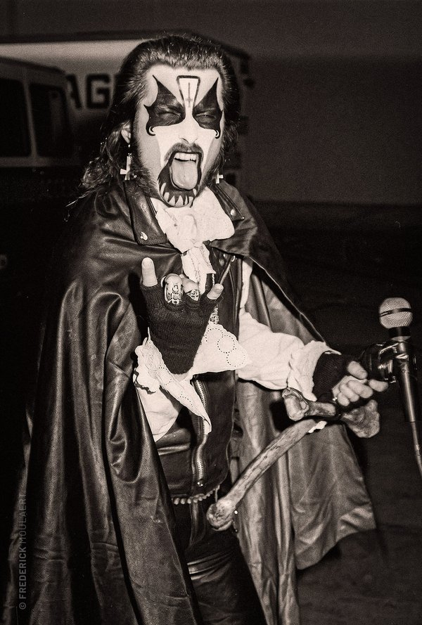 Kim Petersen / King Diamond about to go on stage - Fatal Portrait Tour 1986
