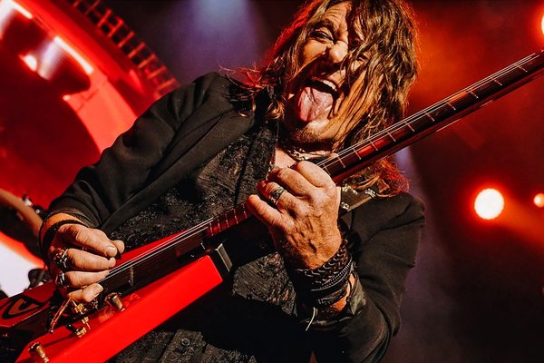 Kai Hansen’s KH-40T Signature Guitar