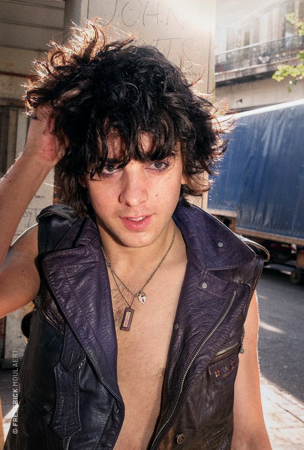 Simon Gallup - The Cure - Brussels, June 1982